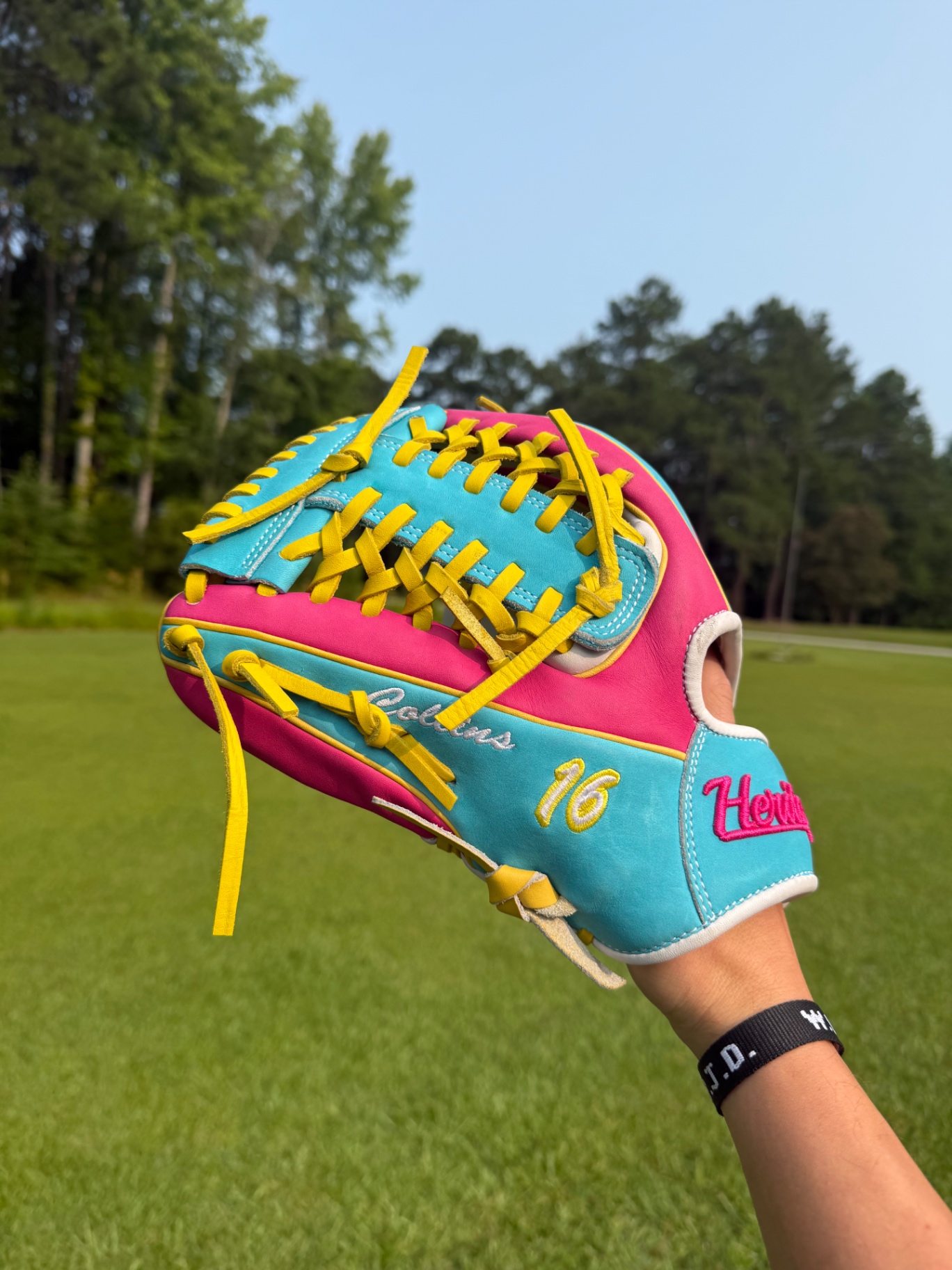 Custom teal and pink Heritage glove — 'Collins 16'